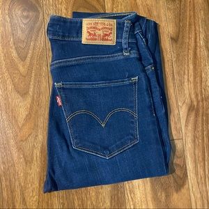 Levi’s 721 high rise skinny jeans